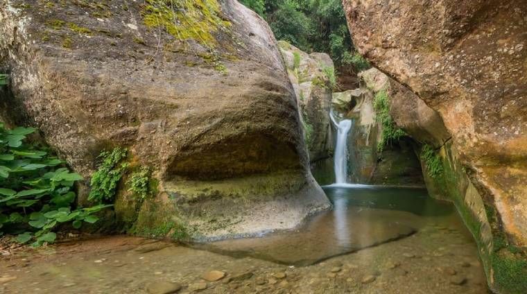 cascada gorg la mola