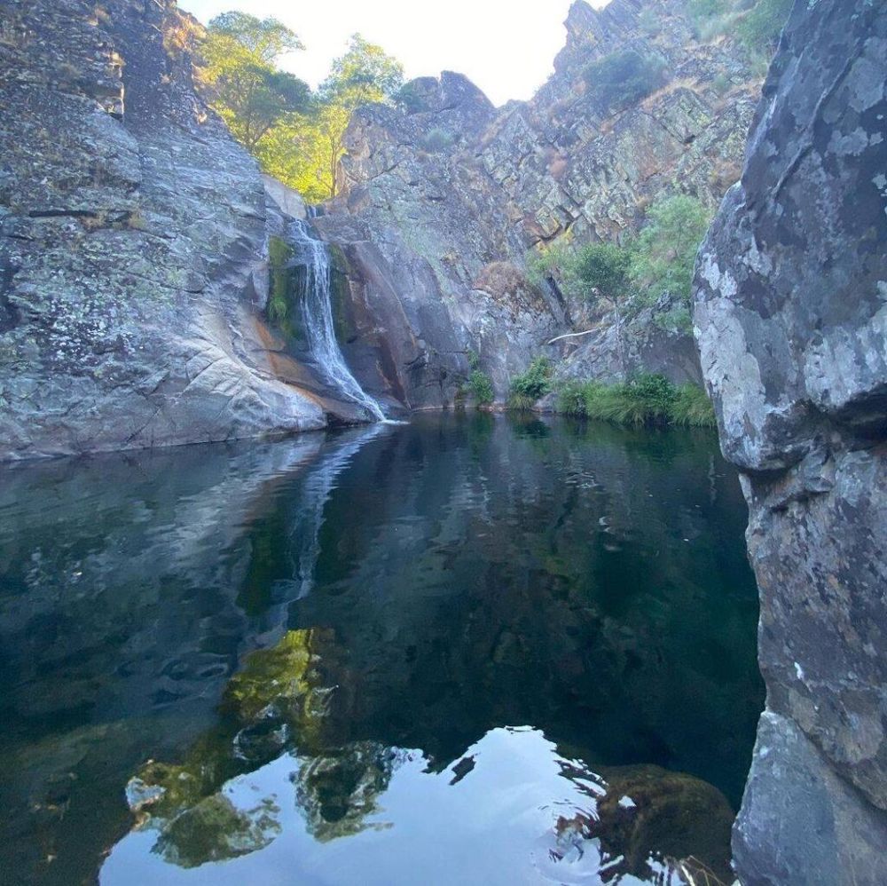 poza de la palla piscina natural