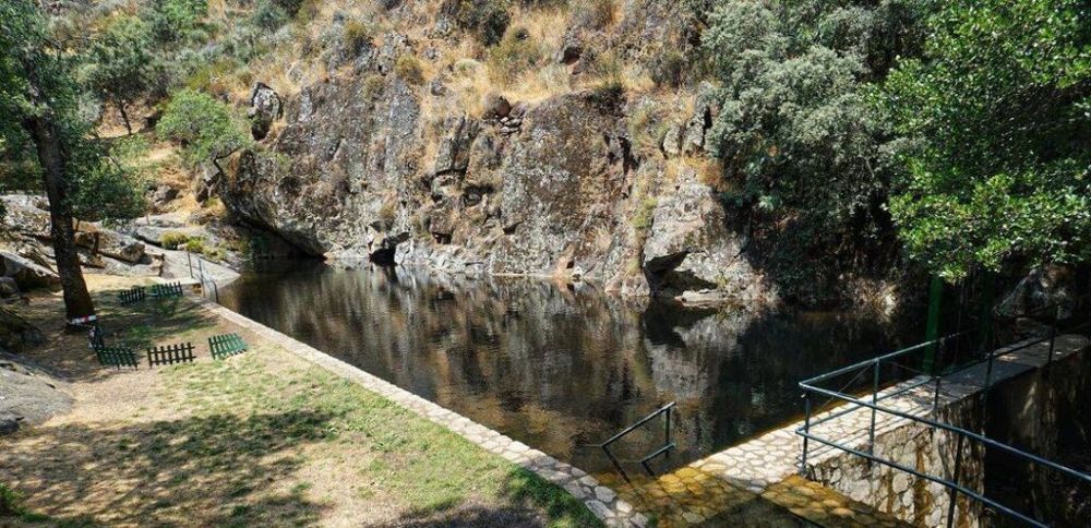 villanueva del conde piscina natural