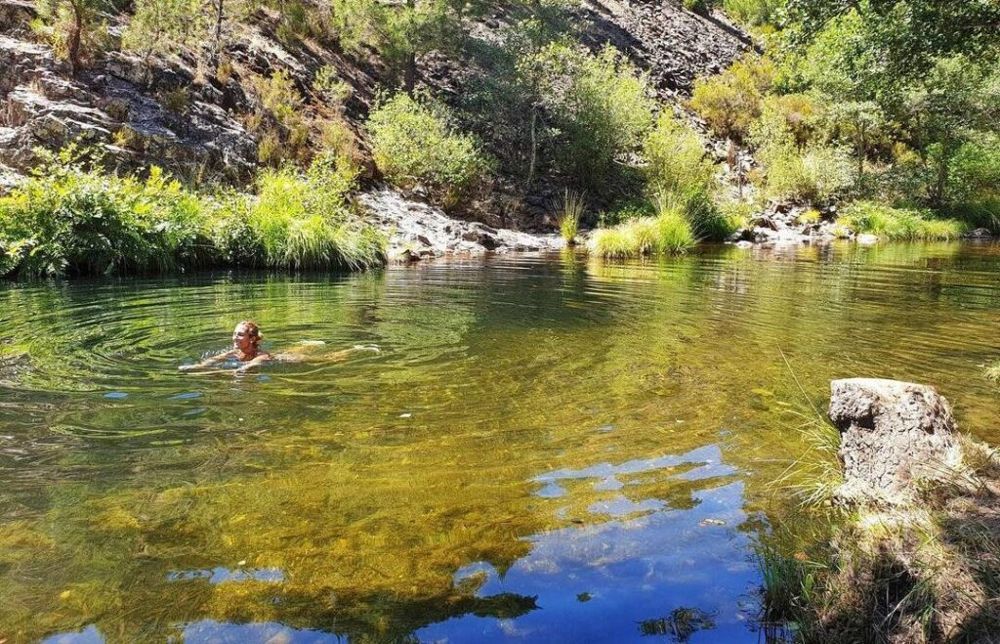 piscina natural la rebollosa