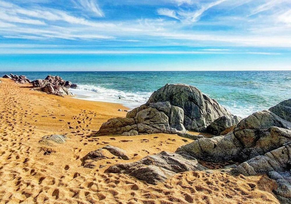 playas nudistas barcelona