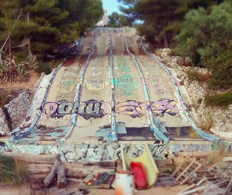 parque acuatico abandonado barcelona